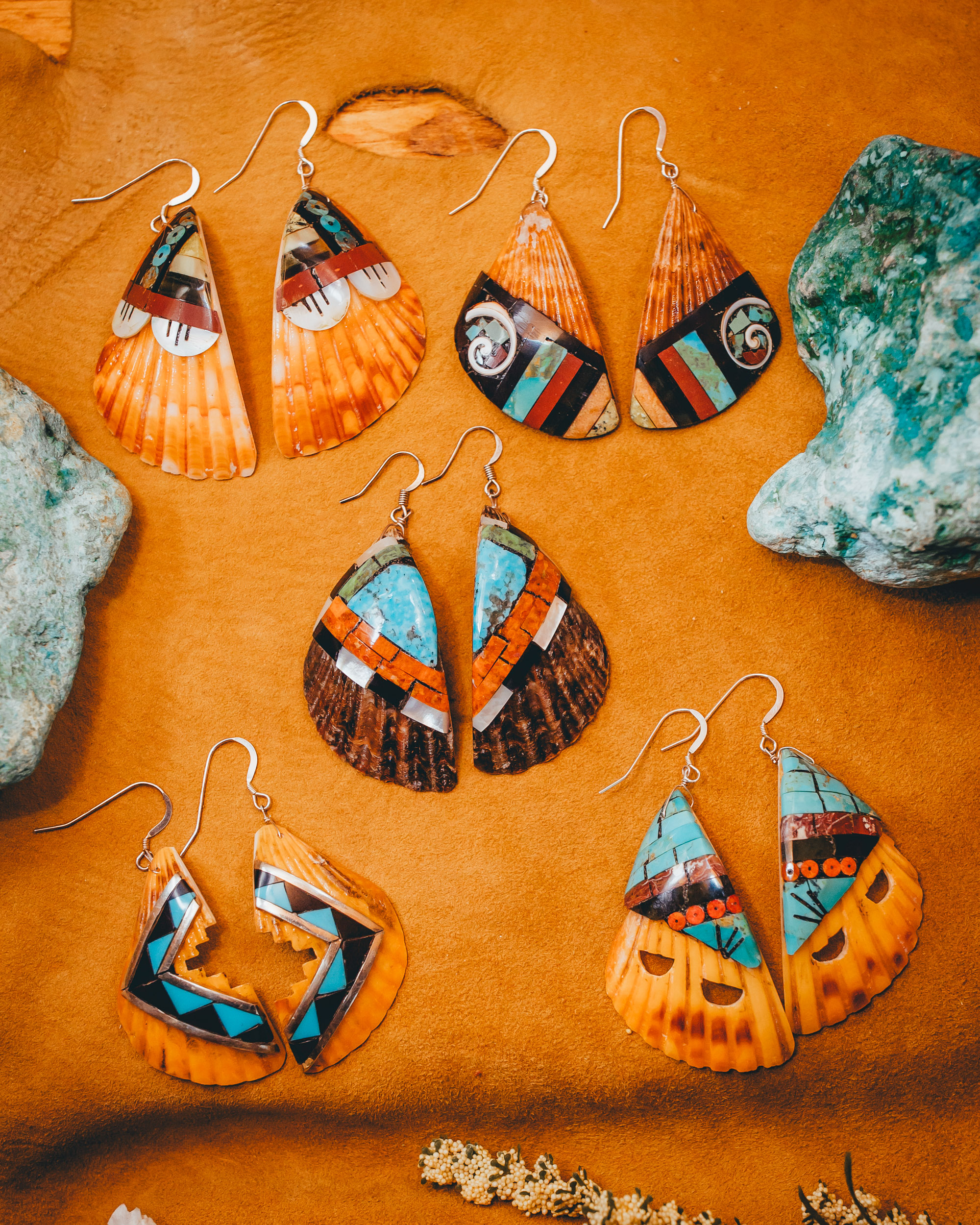 Native American Wonderful Santo Domingo Turquoise & Shell Sterling Silver Earrings Native American Wonderful Santo Domingo Turquoise & Shell Sterling Silver Earrings