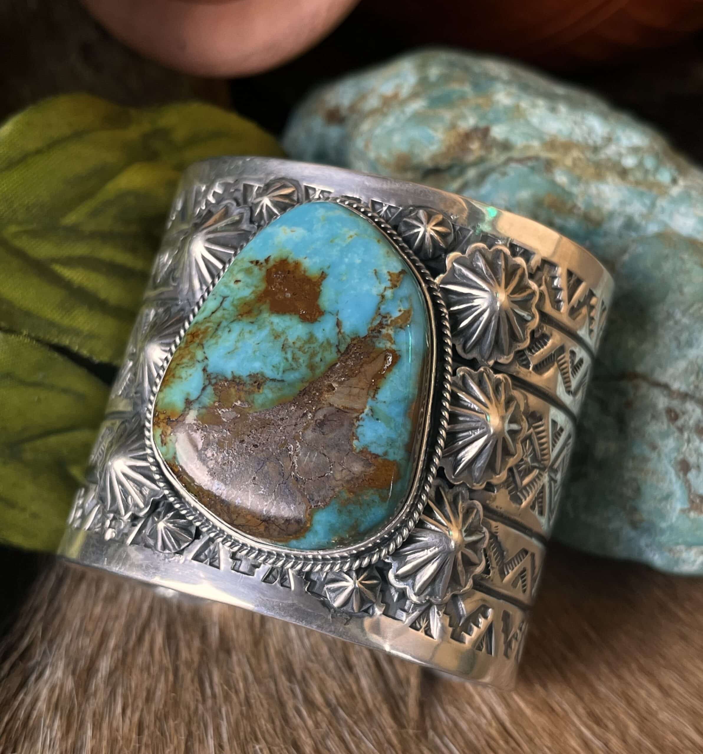 Stunning Vintage Native American Navajo Blouder Royston Turquoise Sterling Silver Bracelet Stunning Vintage Native American Navajo Blouder Royston Turquoise Sterling Silver Bracelet