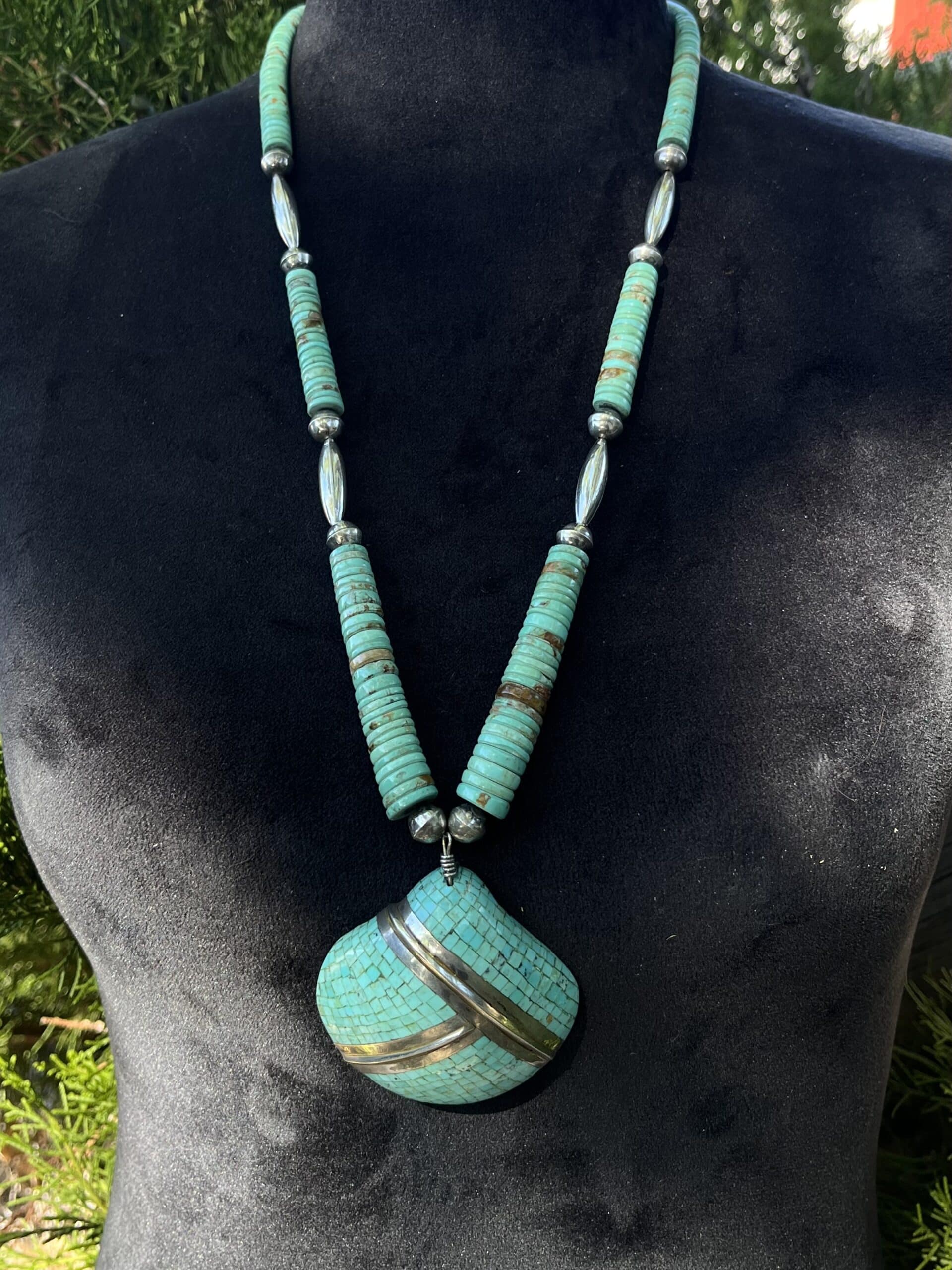Outstanding Vintage Santo Domingo Royston Turquoise Heishi Necklace